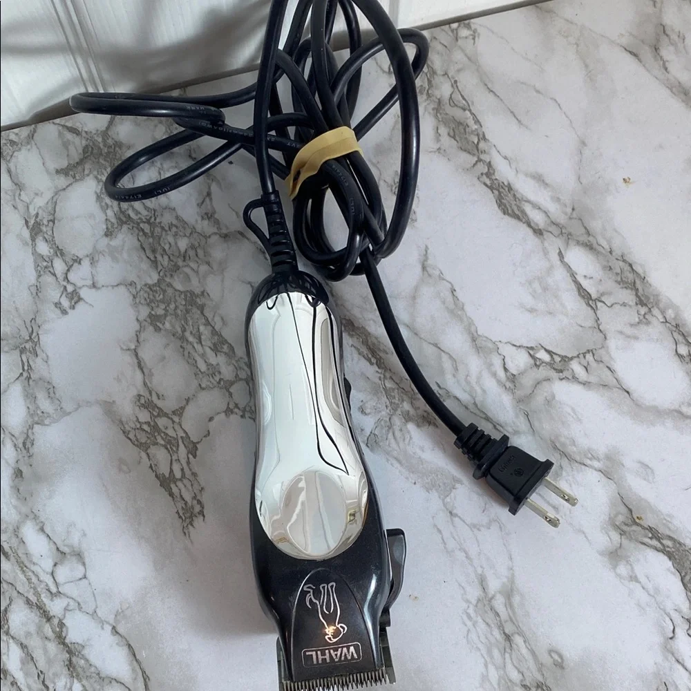 Wahl Pet Pro Pet Clipper Black and Silver Corded Premium Smooth Cut Dogs
